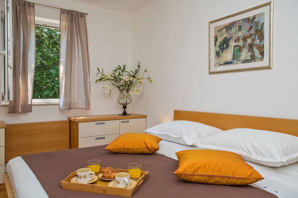 Comfortable Apartment Laura Lapad With Garage Dubrovnik Eksteriør bilde