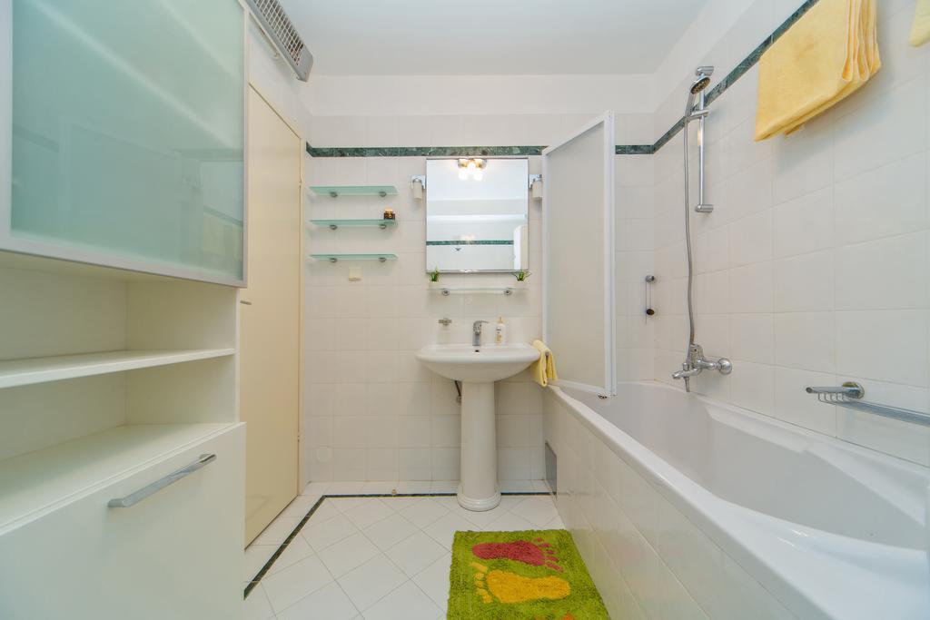 Comfortable Apartment Laura Lapad With Garage Dubrovnik Eksteriør bilde